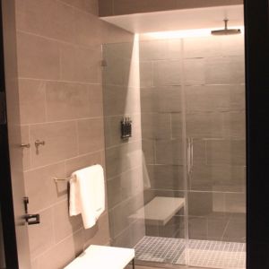United Airlines Polaris Lounge Shower At SFO Airport-1